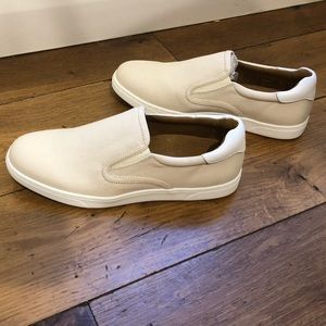 Vionic White Brody Slip-On Sneaker - Men 8.5